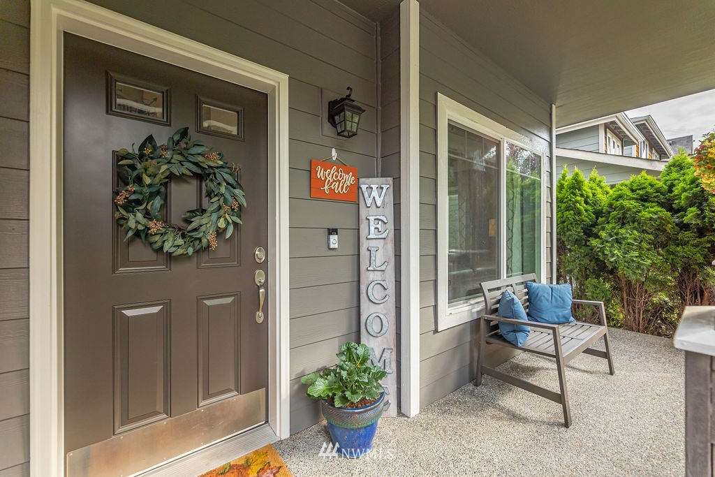 4423 153rd Place Southeast Bothell, WA 98012 - Photo 2 of 38