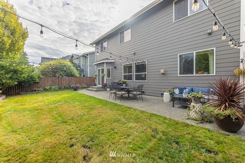 4423 153rd Place Southeast Bothell, WA 98012 - Photo 33 of 38