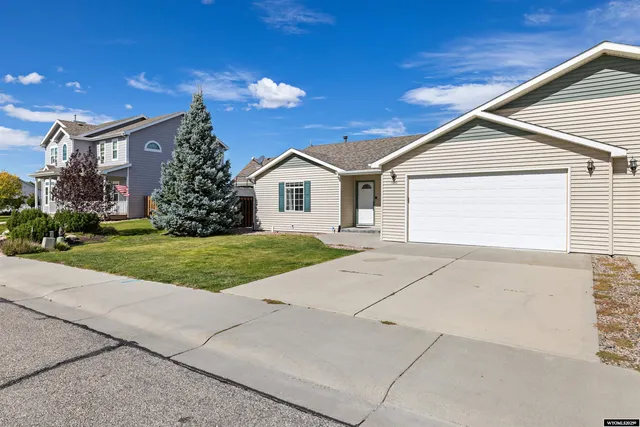 $360,000 | 1620 Falconcrest Boulevard, Casper, WY 82601