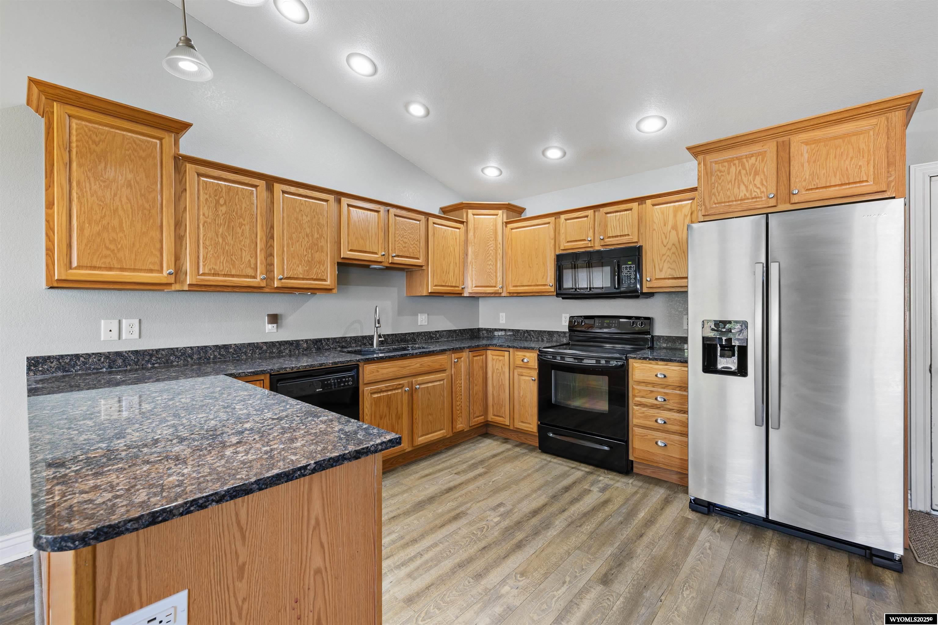 1620 Falconcrest Boulevard Casper, WY 82601 - Photo 17 of 37