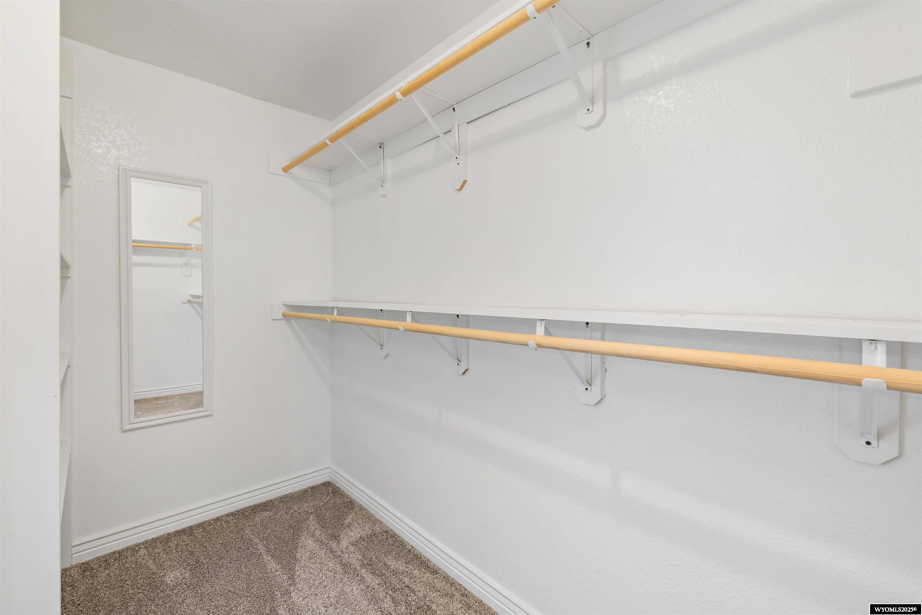 1620 Falconcrest Boulevard Casper, WY 82601 - Photo 25 of 37