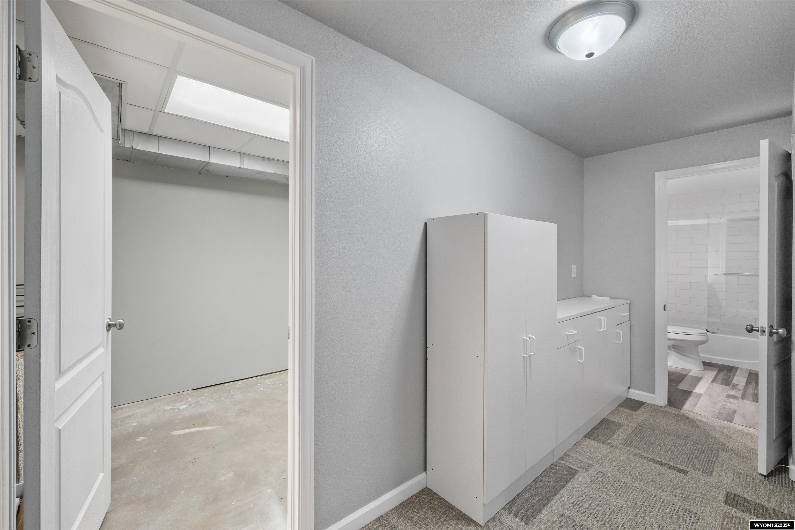 1620 Falconcrest Boulevard Casper, WY 82601 - Photo 32 of 37