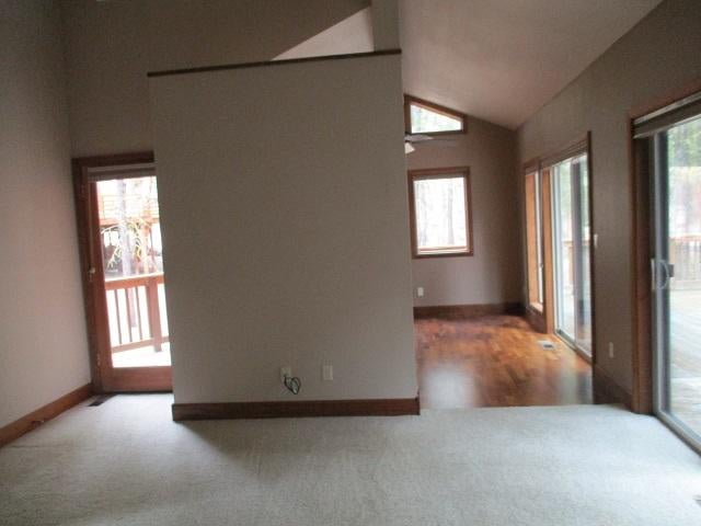 70782 Banberry Black Butte Ranch, OR 97759 - Photo 11 of 16 431-552465 MASTER BEDROOM