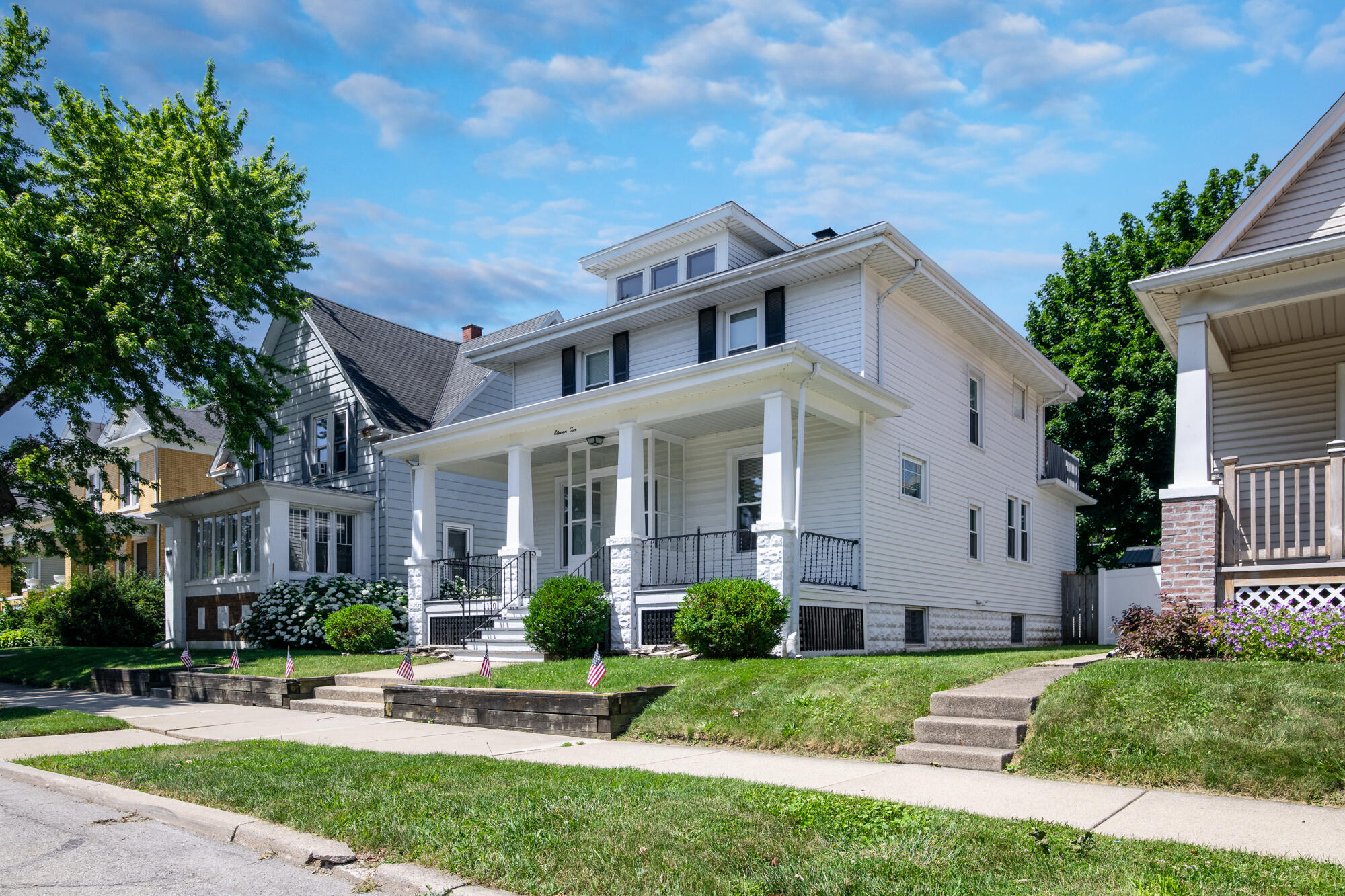 1110 Hayes Avenue Racine, WI 53405 - Photo 3 of 37 Front3