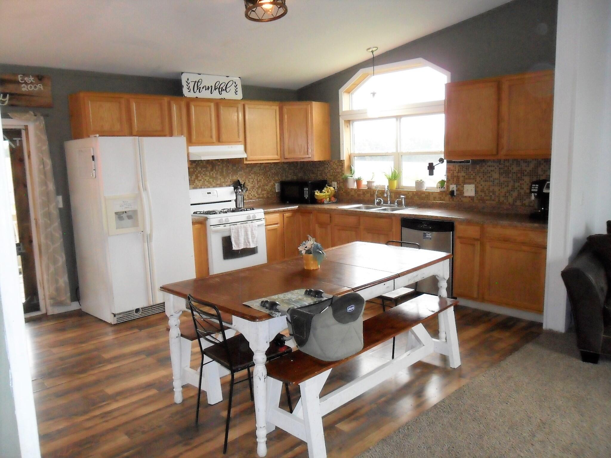 2172 Bowler Road Hastings, MI 49058 - Photo 12 of 35 SAM_0948