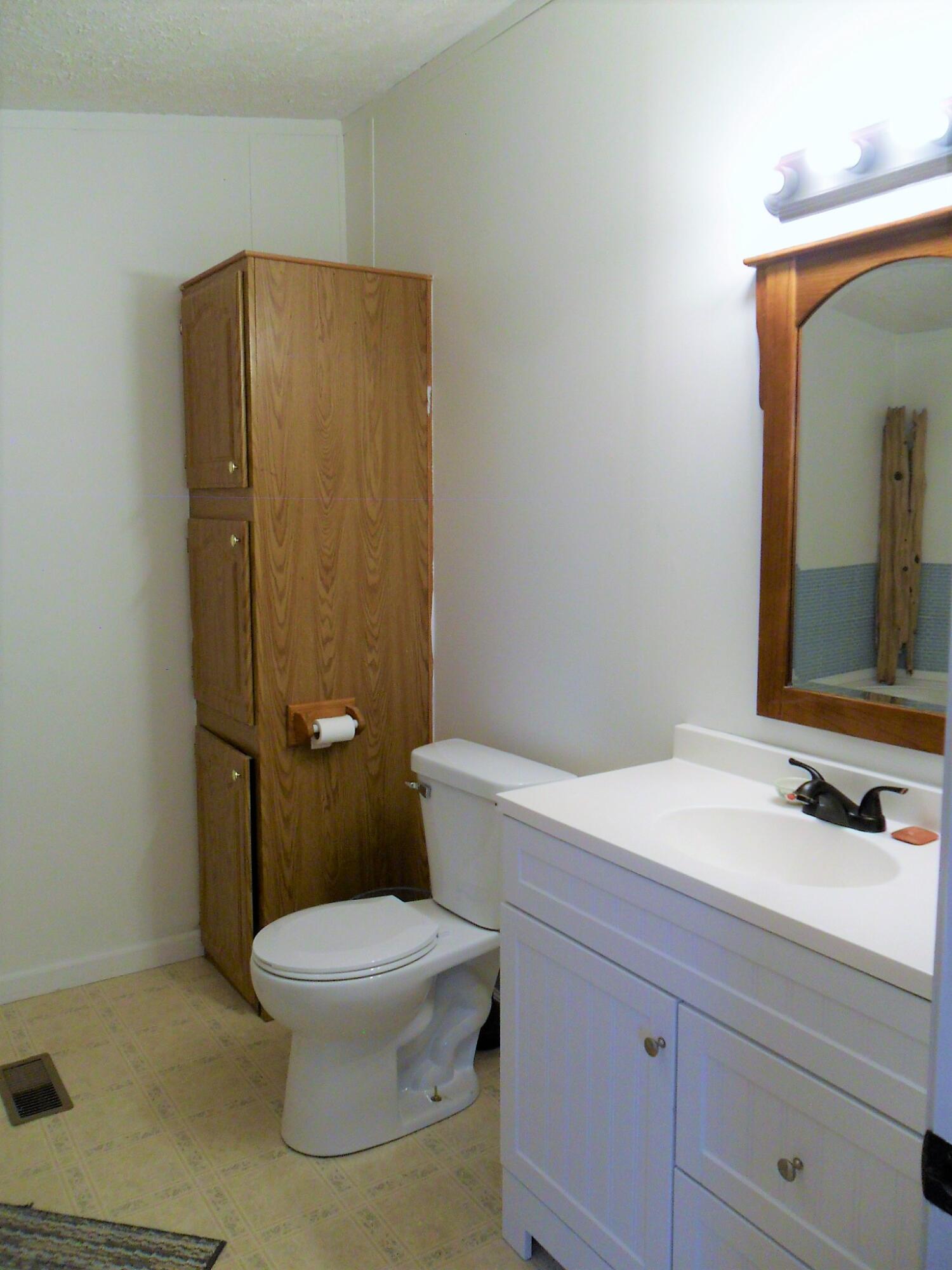 2172 Bowler Road Hastings, MI 49058 - Photo 22 of 35 SAM_0944