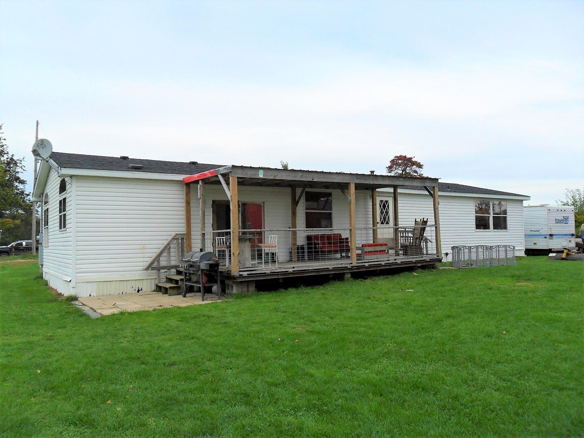 2172 Bowler Road Hastings, MI 49058 - Photo 27 of 35 SAM_0962
