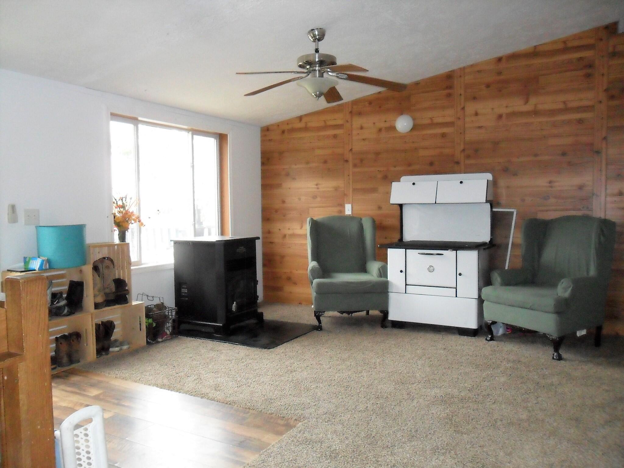 2172 Bowler Road Hastings, MI 49058 - Photo 5 of 35 SAM_0917
