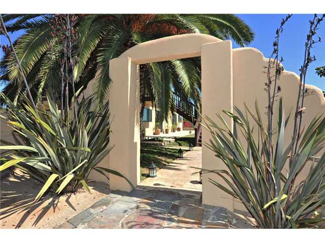 15750 Quail Mountain Road Poway, CA 92064 - Photo 3 of 25
