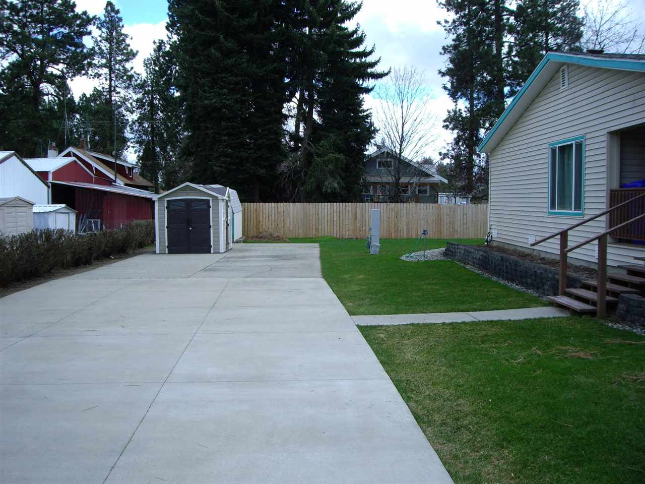 919 South Walnut Road Spokane Valley, WA 99206 - Photo 3 of 16 Gallery Image 3