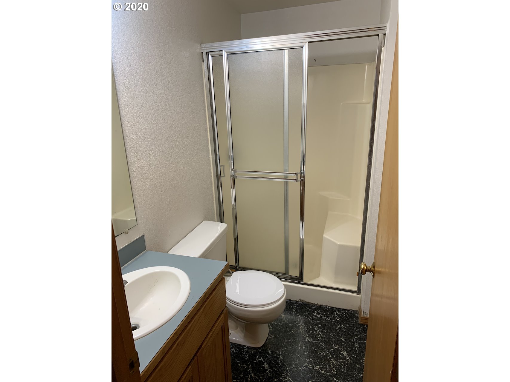 5064 Forsythia Street Springfield, OR 97478 - Photo 13 of 15