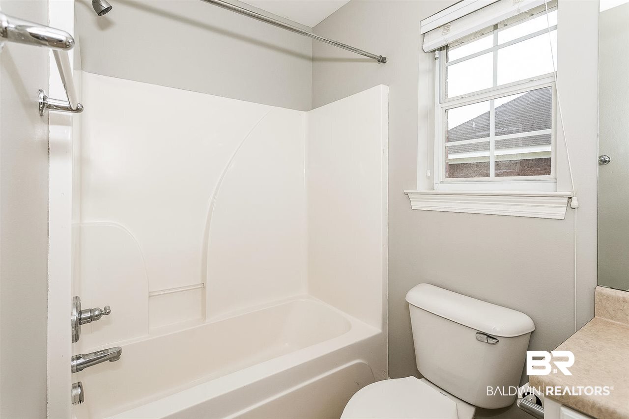 10401 South Side Loop Fairhope, AL 36532 - Photo 20 of 26