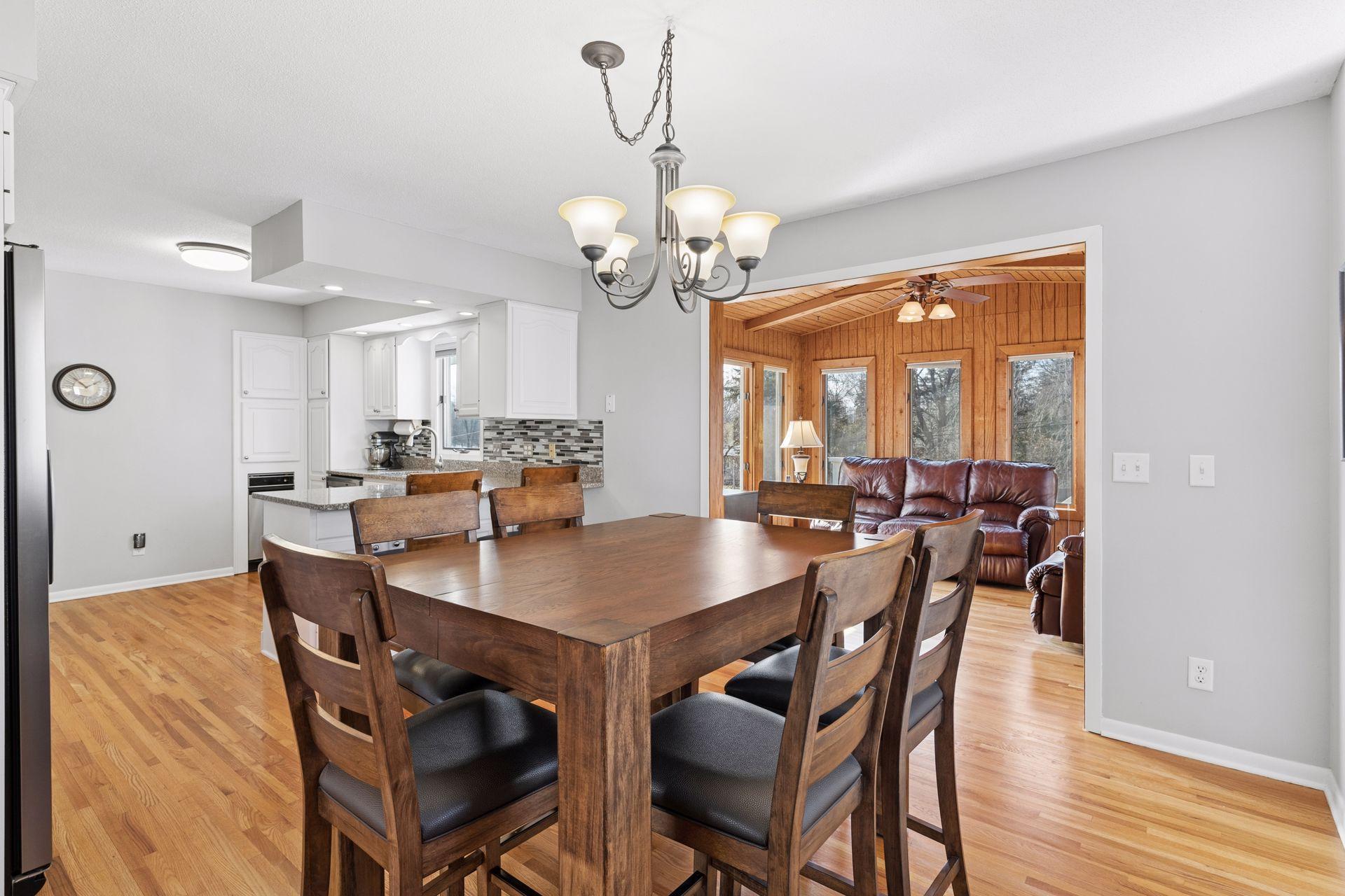 2555 Aladdin Street Roseville, MN 55113 - Photo 11 of 43