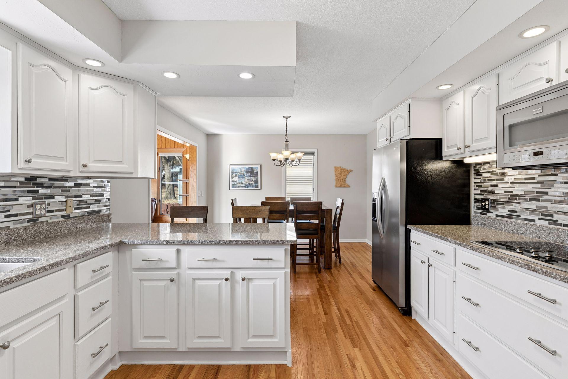 2555 Aladdin Street Roseville, MN 55113 - Photo 16 of 43