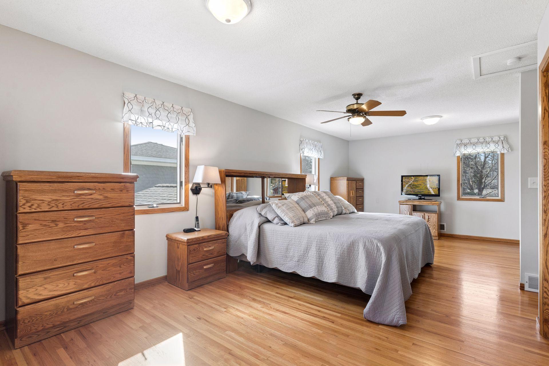 2555 Aladdin Street Roseville, MN 55113 - Photo 20 of 43