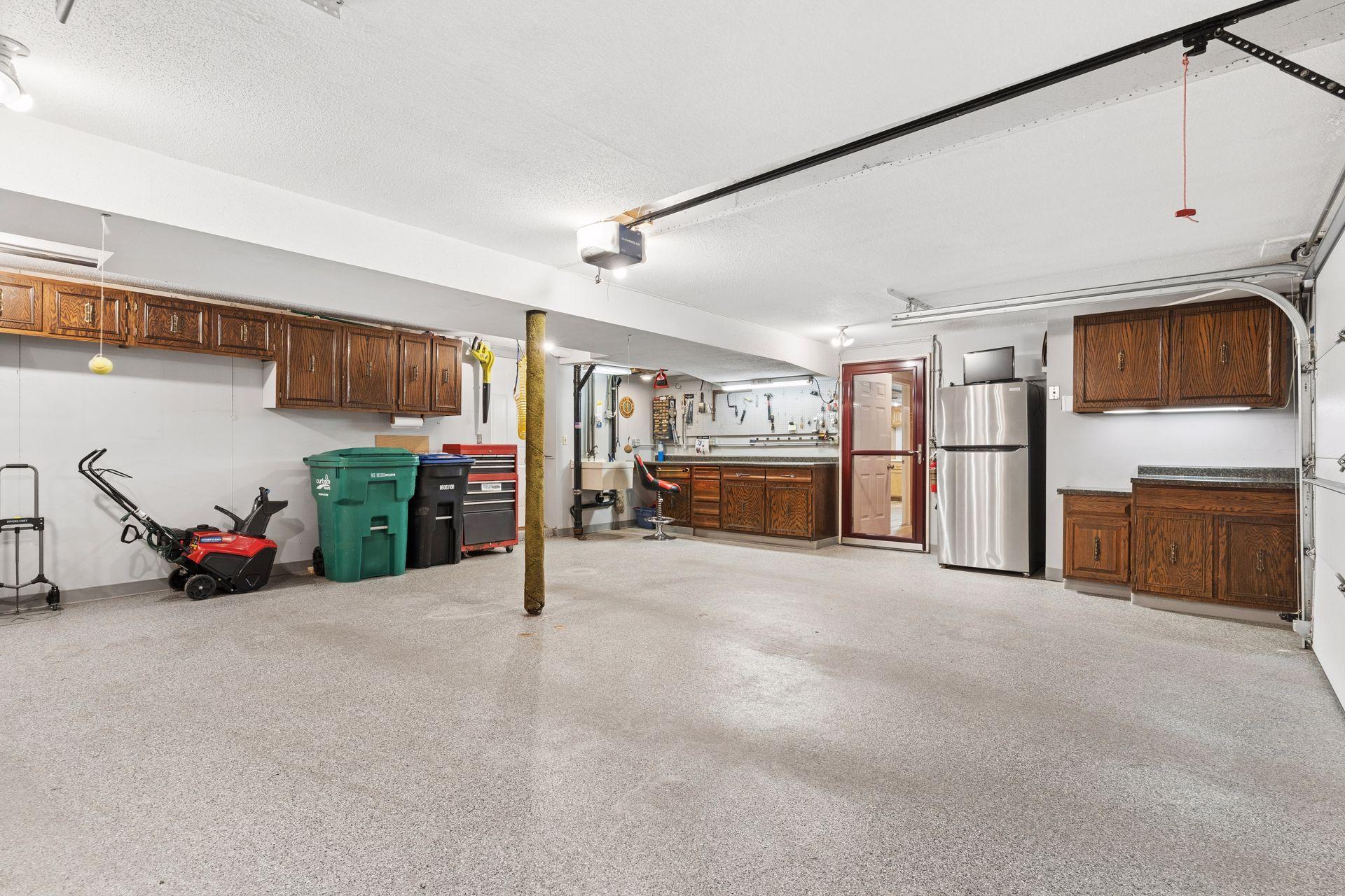 2555 Aladdin Street Roseville, MN 55113 - Photo 35 of 43