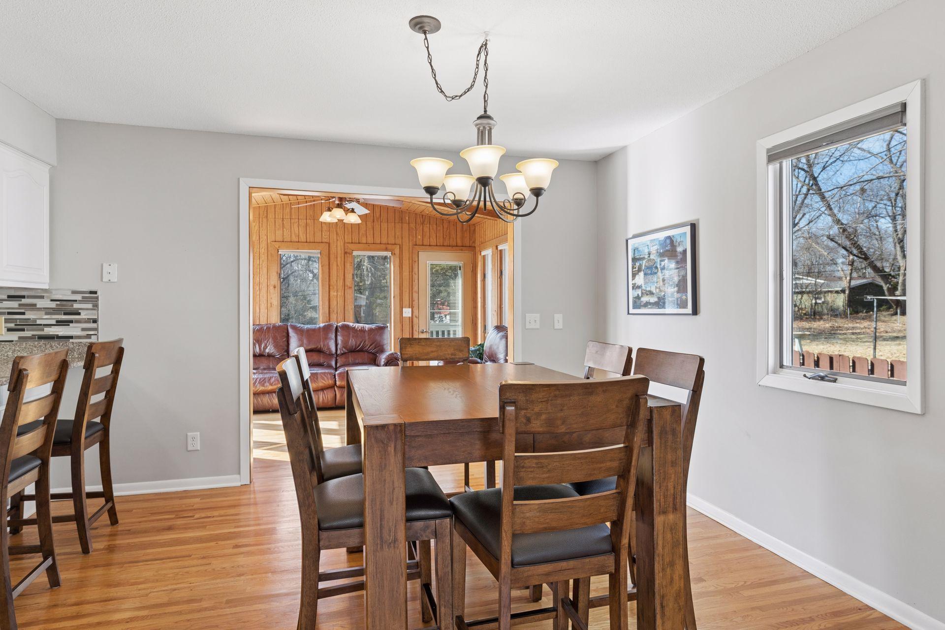 2555 Aladdin Street Roseville, MN 55113 - Photo 10 of 43