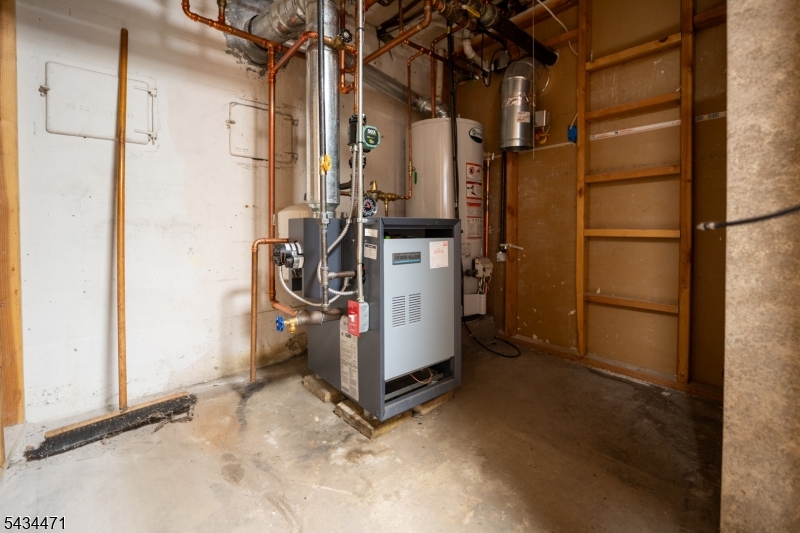 192 Lincoln Road Phillipsburg, NJ 08865 - Photo 40 of 50 a view of a storage & utility room