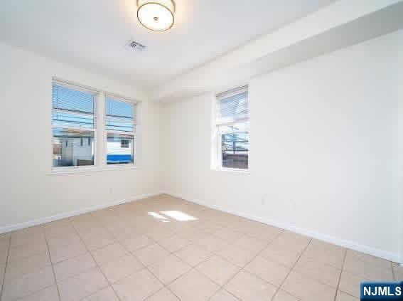 613 Ridge Road, Unit 2R Lyndhurst, NJ 07071 - Photo 2 of 14 Gallery Image 2