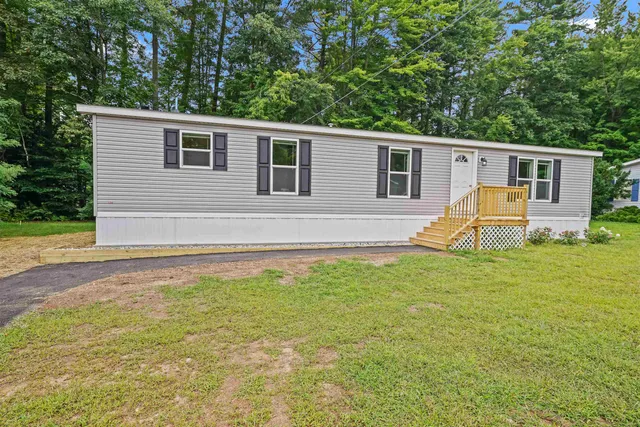 $229,900 | 9 Sargents Place, Unit 35, Gilford, NH 03249
