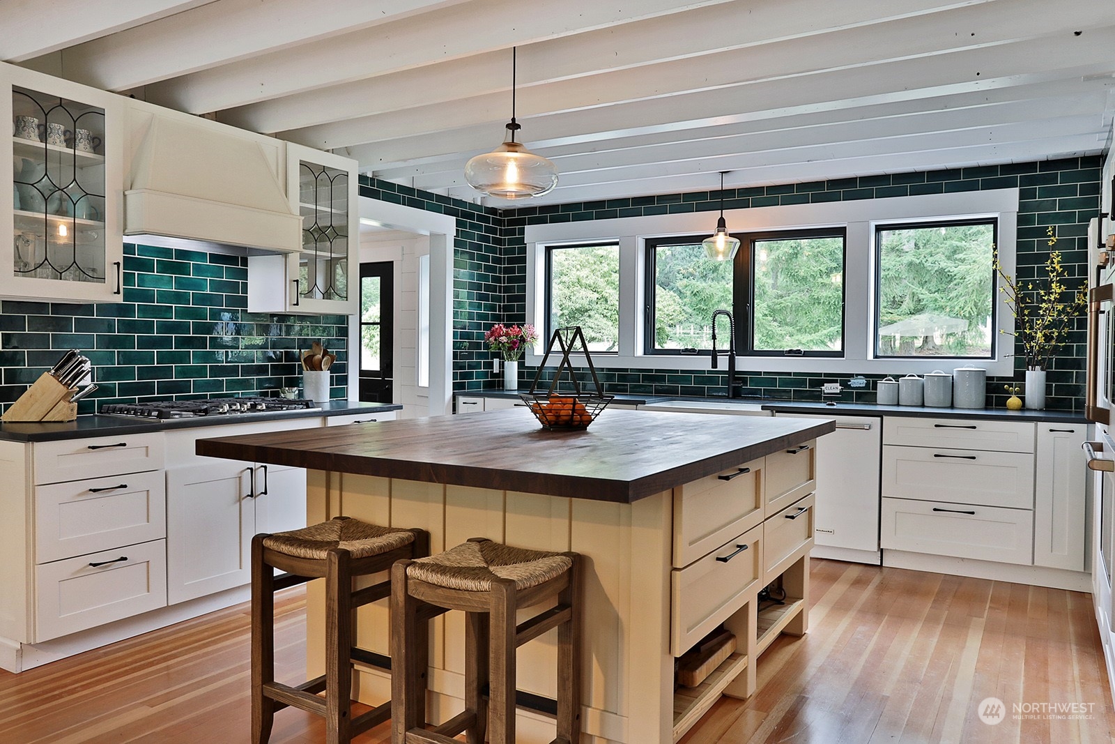 5575 Langley Road Langley, WA 98260 - Photo 10 of 40 Gallery Image 10