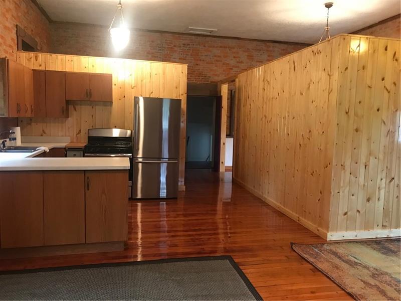 1752 Mercer Grove City Road Mercer, PA 16137 - Photo 7 of 13