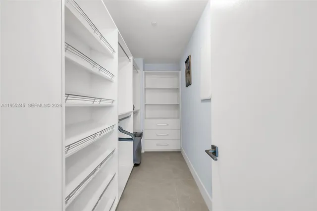 $19,900 | 650 Northeast 32nd Street, Unit BH4, Miami, FL 33137