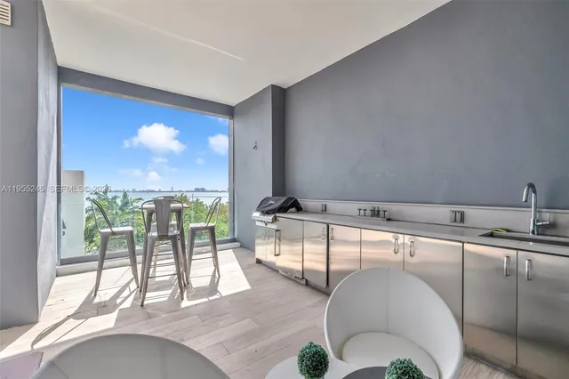 $19,900 | 650 Northeast 32nd Street, Unit BH4, Miami, FL 33137