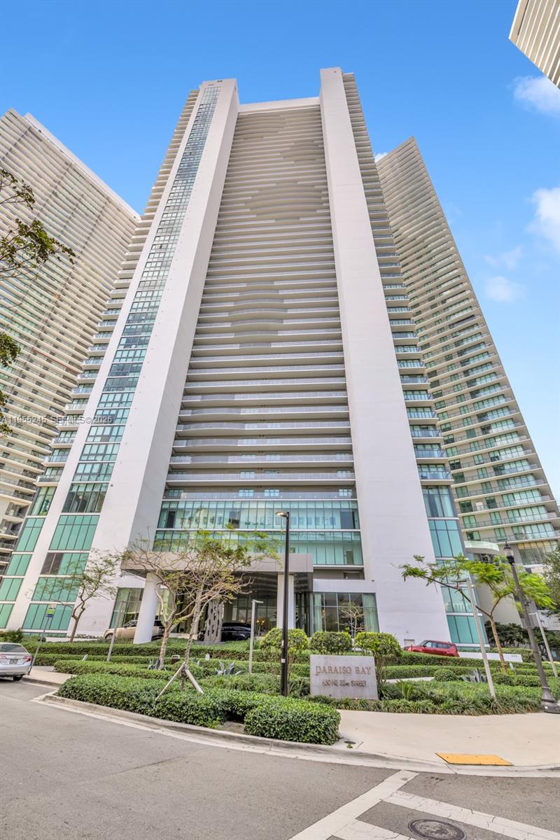 650 Northeast 32nd Street, Unit BH4 Miami, FL 33137 - Photo 4 of 29