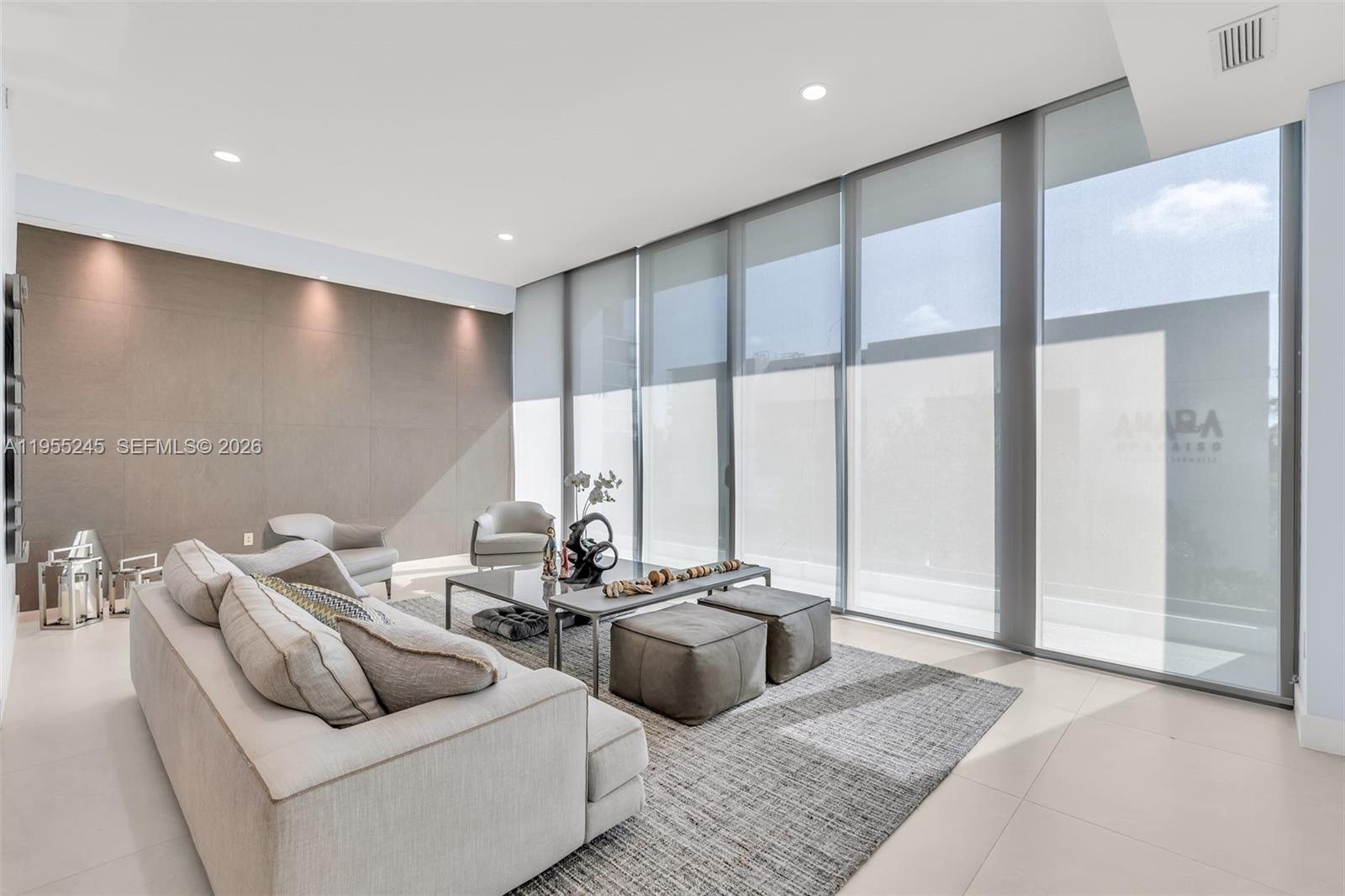 650 Northeast 32nd Street, Unit BH4 Miami, FL 33137 - Photo 9 of 29