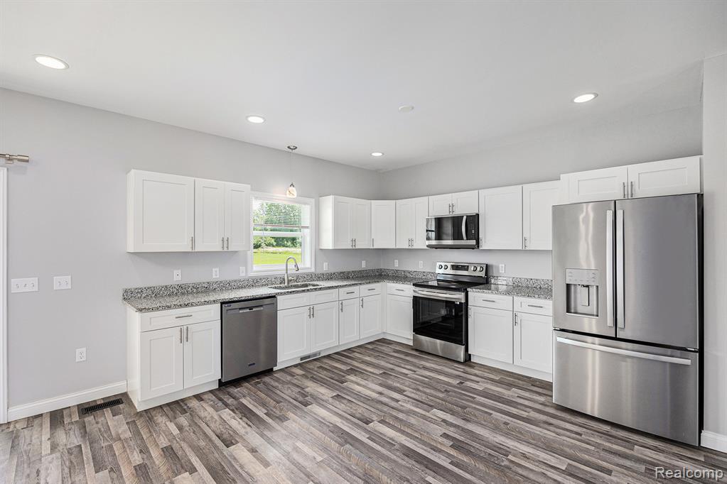 2999 Metamora Road Metamora, MI 48455 - Photo 2 of 20