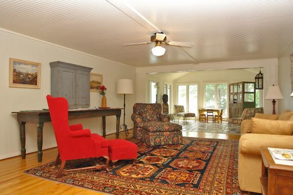 6288 Smith Mountain Road Penhook, VA 24137 - Photo 12 of 22 Living room