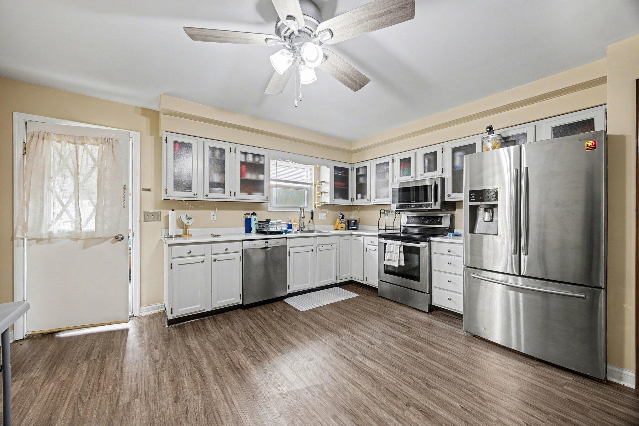 8380 Pleasant Valley Road Florence, KY 41042 - Photo 13 of 44