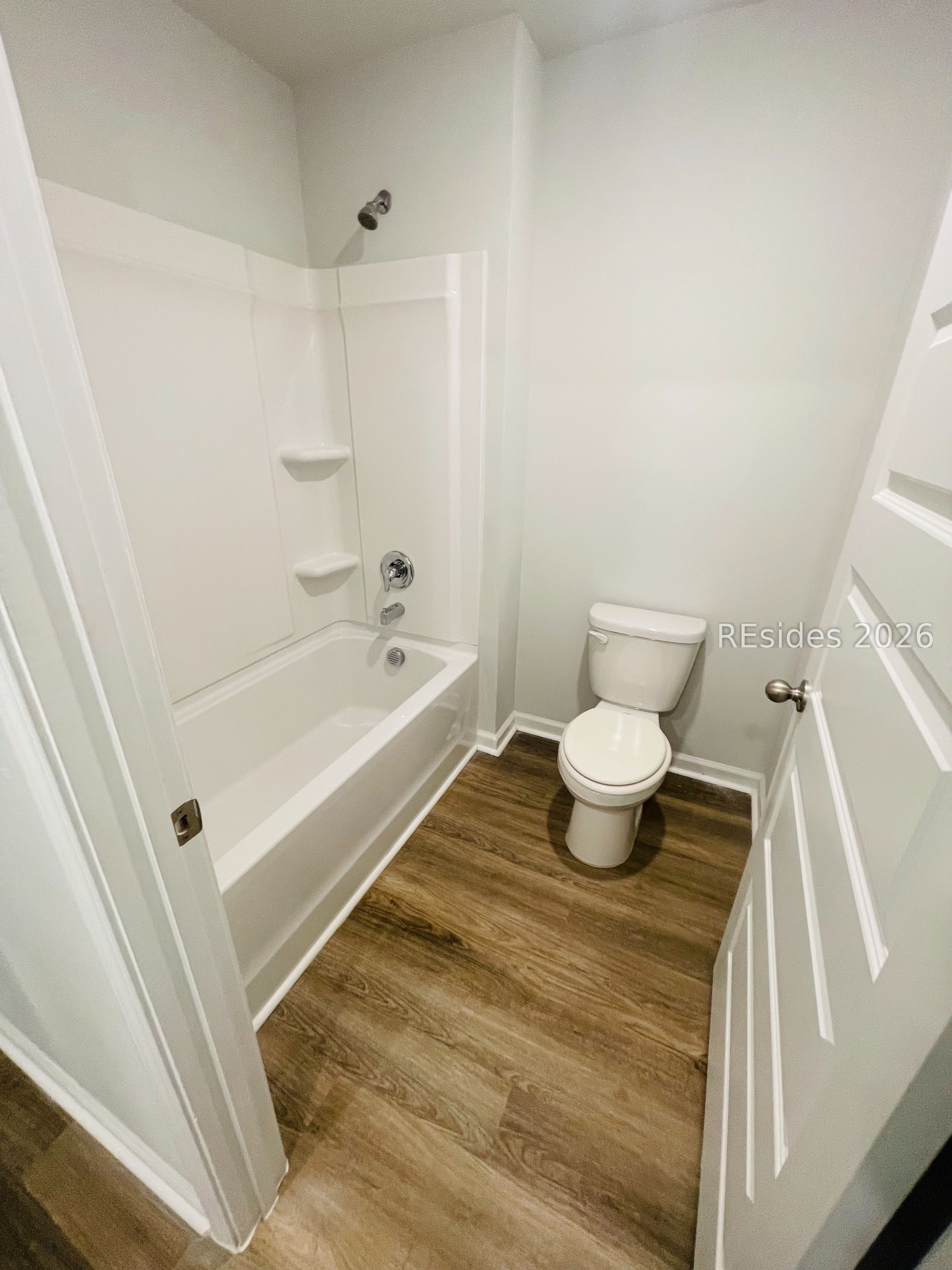 120 Hiatus Court Ridgeland, SC 29936 - Photo 23 of 39 Up Stairs Bath-2