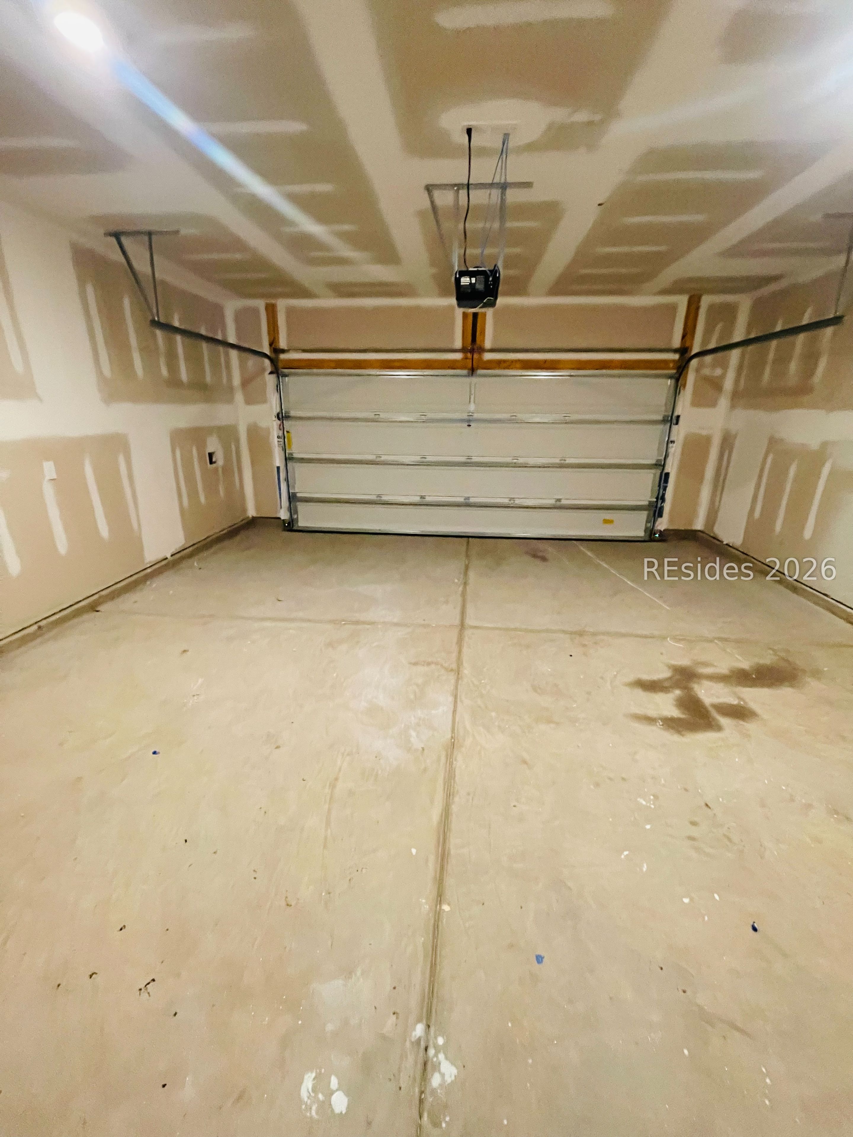 120 Hiatus Court Ridgeland, SC 29936 - Photo 10 of 39 Garage Door