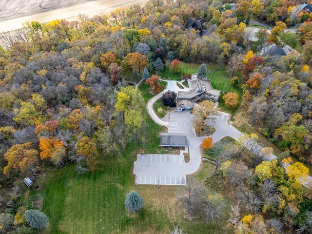 $1,500,000 | 5650 Weatherhill Road Southwest, Rochester, MN 55902