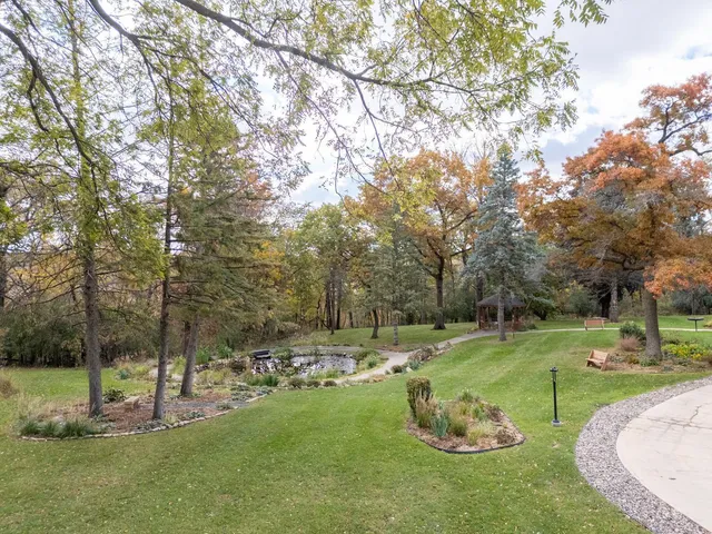 $1,500,000 | 5650 Weatherhill Road Southwest, Rochester, MN 55902