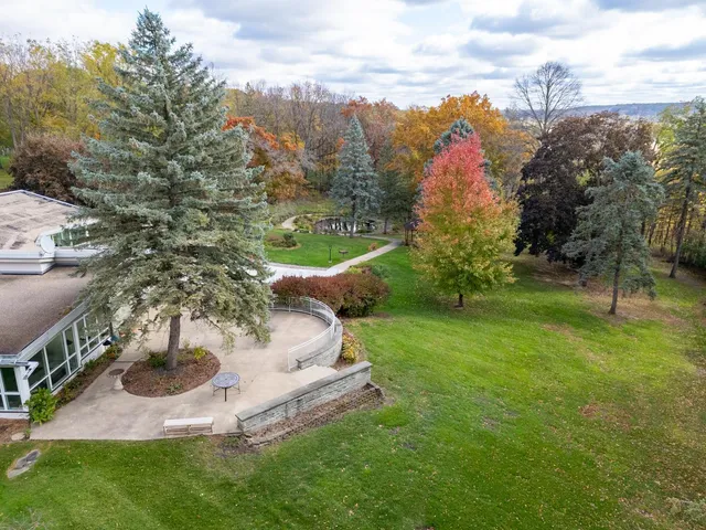 $1,500,000 | 5650 Weatherhill Road Southwest, Rochester, MN 55902