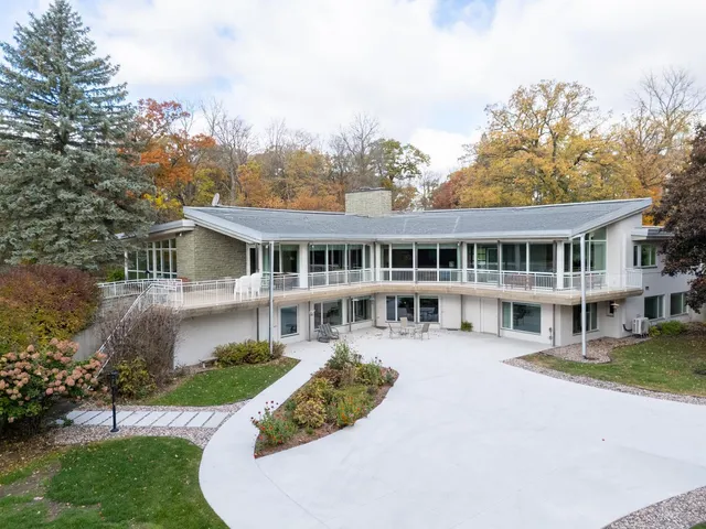 $1,500,000 | 5650 Weatherhill Road Southwest, Rochester, MN 55902