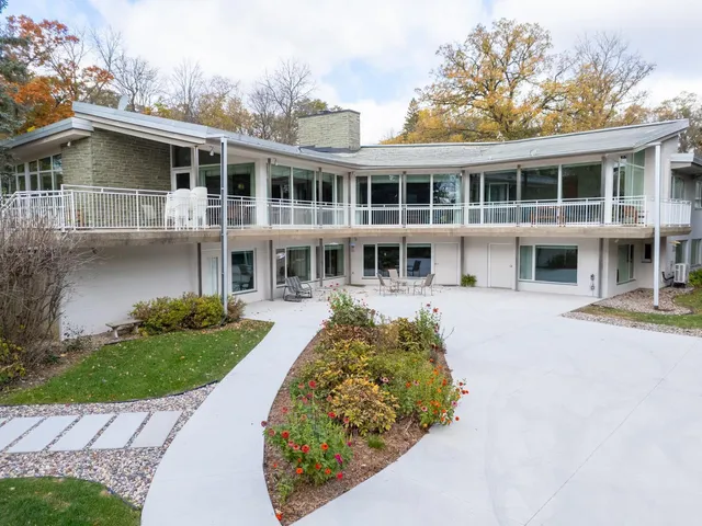 $1,500,000 | 5650 Weatherhill Road Southwest, Rochester, MN 55902