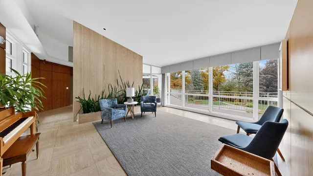 $1,500,000 | 5650 Weatherhill Road Southwest, Rochester, MN 55902