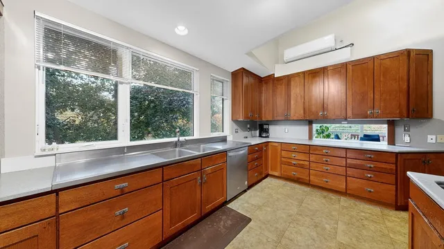 $1,500,000 | 5650 Weatherhill Road Southwest, Rochester, MN 55902