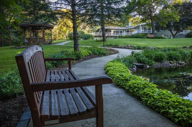 $1,500,000 | 5650 Weatherhill Road Southwest, Rochester, MN 55902