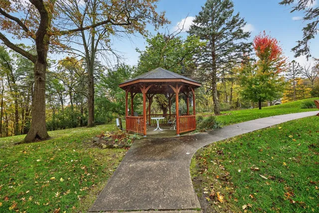 $1,500,000 | 5650 Weatherhill Road Southwest, Rochester, MN 55902