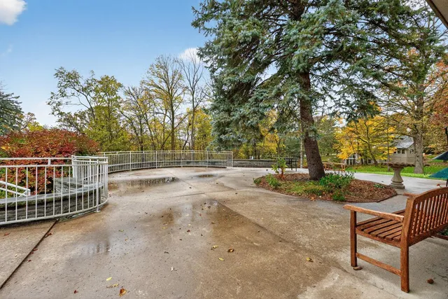 $1,500,000 | 5650 Weatherhill Road Southwest, Rochester, MN 55902