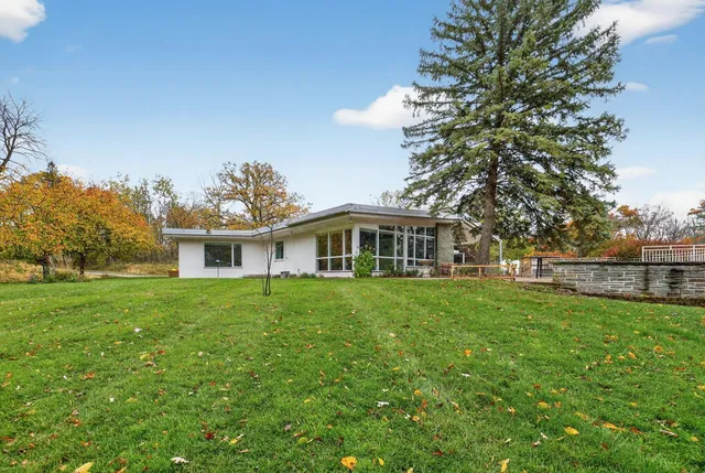 $1,500,000 | 5650 Weatherhill Road Southwest, Rochester, MN 55902