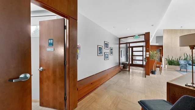 $1,500,000 | 5650 Weatherhill Road Southwest, Rochester, MN 55902