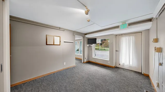 $1,500,000 | 5650 Weatherhill Road Southwest, Rochester, MN 55902