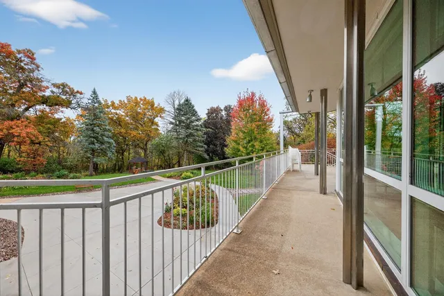 $1,500,000 | 5650 Weatherhill Road Southwest, Rochester, MN 55902