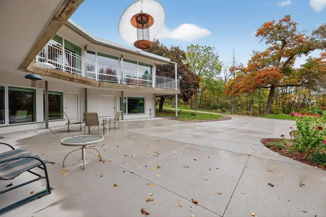 $1,500,000 | 5650 Weatherhill Road Southwest, Rochester, MN 55902